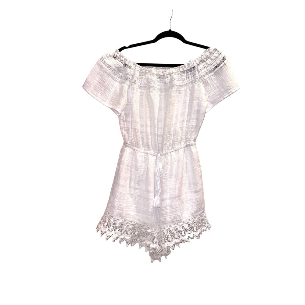 BB DAKOTA  boutique white gauze off shoulder romper women’s size medium - Picture 11 of 17